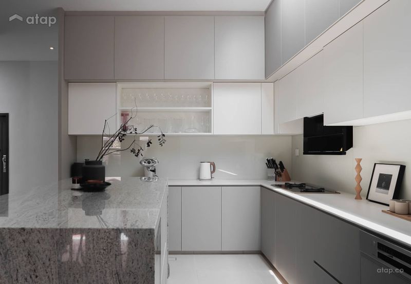 FREEHOLD / INDIVIDUAL TITLE 2 STOREY LANDED HOT IN MANTIN FOR SALE !!!