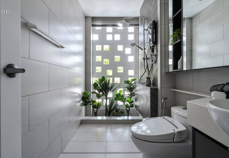 FREEHOLD / INDIVIDUAL TITLE 2 STOREY LANDED HOT IN MANTIN FOR SALE !!!