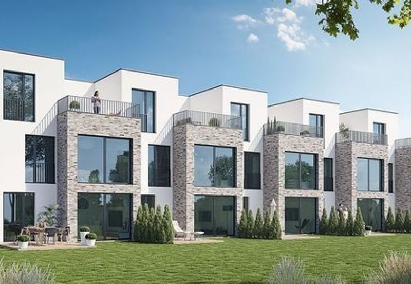 FREEHOLD / INDIVIDUAL TITLE 2 STOREY LANDED HOT IN MANTIN FOR SALE !!!