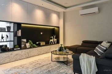 FREEHOLD / INDIVIDUAL TITLE 2 STOREY LANDED HOT IN MANTIN FOR SALE !!!