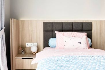 FREEHOLD / INDIVIDUAL TITLE 2 STOREY LANDED HOT IN MANTIN FOR SALE !!!