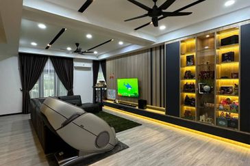 FREEHOLD / INDIVIDUAL TITLE 2 STOREY LANDED HOT IN MANTIN FOR SALE !!!