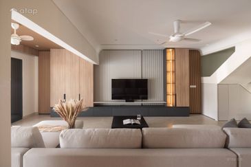 FREEHOLD / INDIVIDUAL TITLE 2 STOREY LANDED HOT IN MANTIN FOR SALE !!!