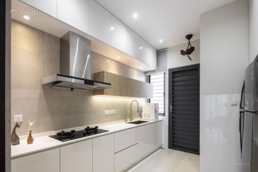 LEASEHOLD / INDIVIDUAL TITLE 1 STOREY LANDED HOT IN MANTIN FOR SALE !!!