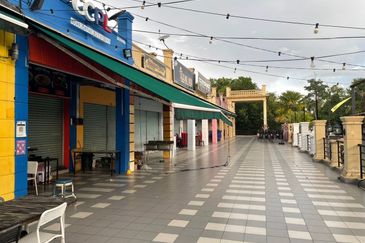 2 Storeys Shop Dynaton Bukit Angin Termeloh