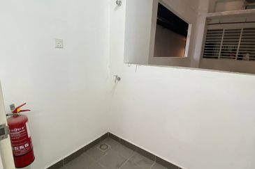 Savanna Executive Suites @ Southville City