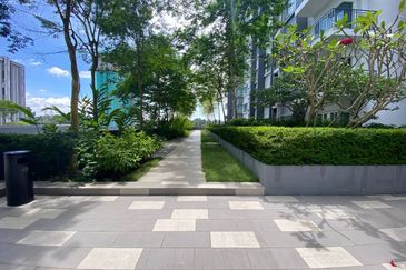 Savanna Executive Suites @ Southville City