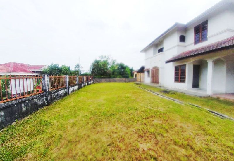 Jalan Suasana, Bandar Tun Hussein Onn