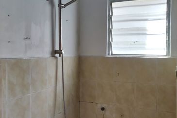 Rumah Pangsa Impian, Bandar Saujana Putra