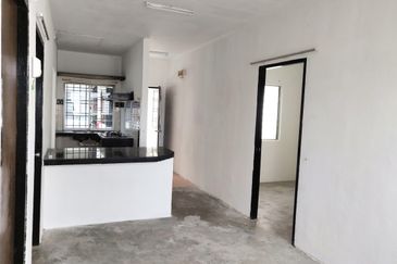 Rumah Pangsa Impian, Bandar Saujana Putra