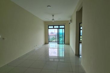 Aura Residence @ Precint 8