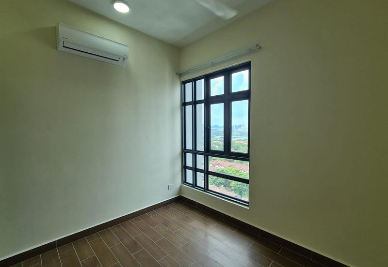 Aura Residence @ Precint 8