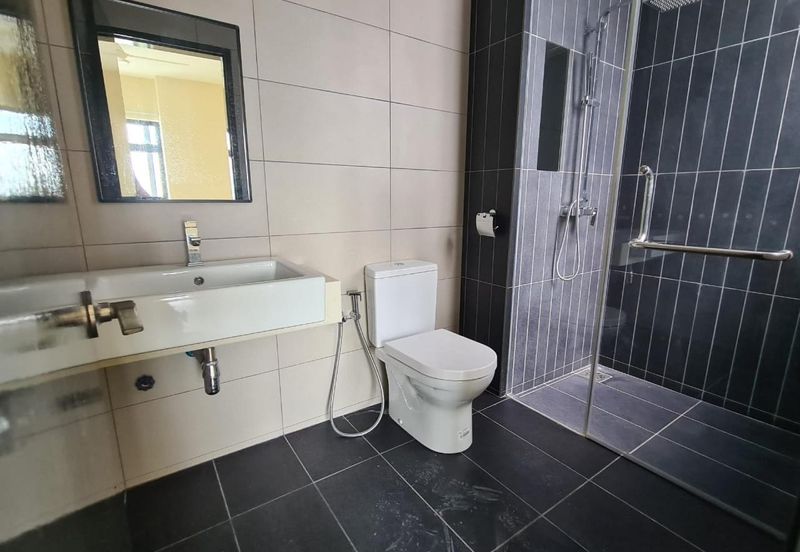 Aura Residence @ Precint 8