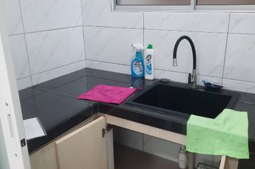 Savanna Executive Suites @ Southville City