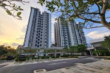 Aura Residence @ Precint 8