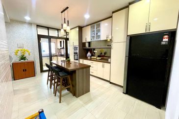 Renovated 2.5 Storey Super Link House, Cyprus, USJ Heights, Subang Jaya