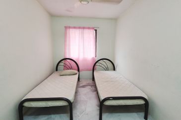 Flat PKNS, Seksyen 7