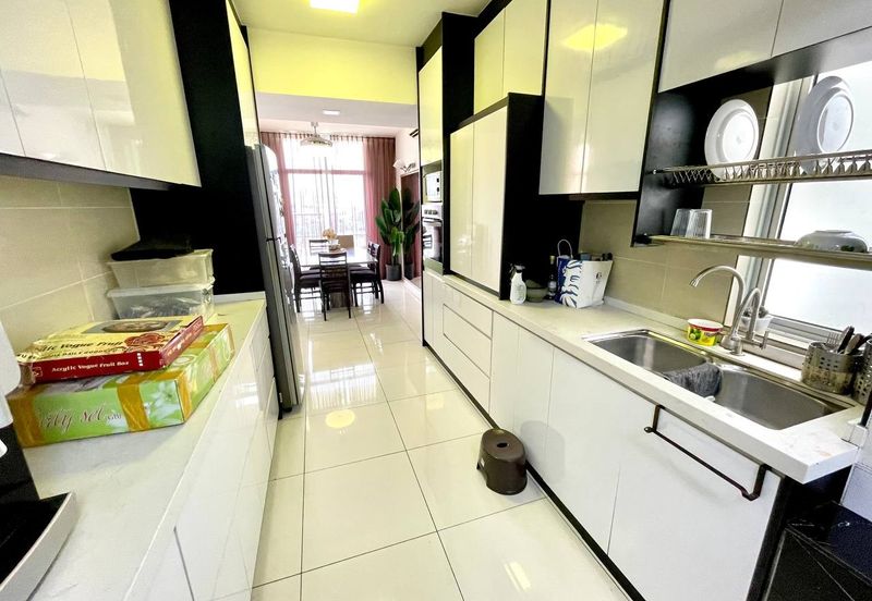 Midfields Condominium