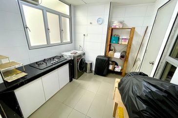 Midfields Condominium