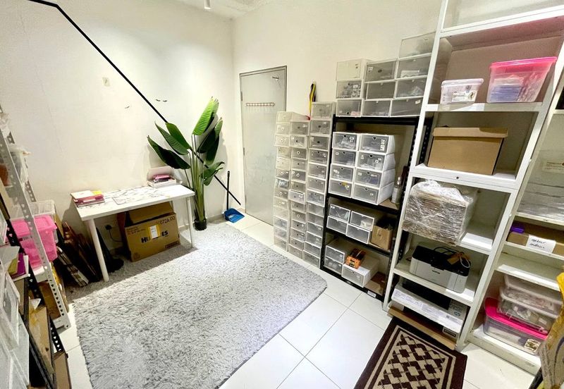 Midfields Condominium