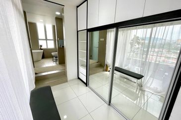 Midfields Condominium