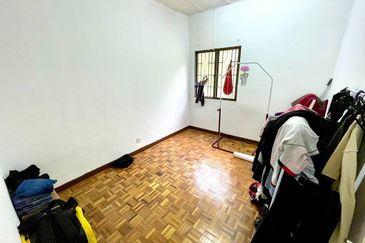 Taman Saujana Puchong