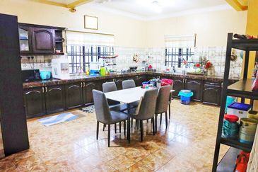 Taman Tasik Semenyih (Lake Residence)