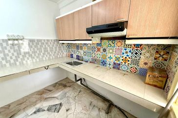 Sri Sentosa Condominium