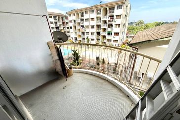 Sri Sentosa Condominium