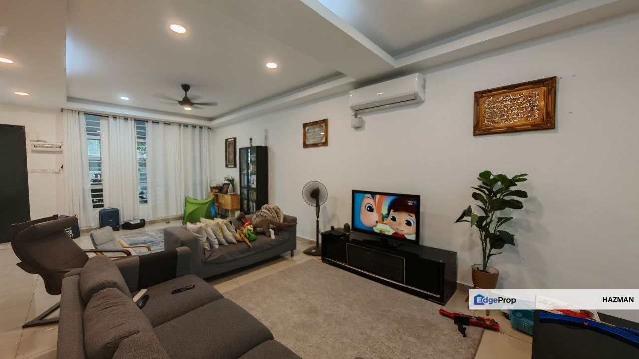 Bangi Avenue 2, Renovated 2 Storey Terraced House, Seksyen 6, Bangi Avenue 2, Selangor, Kajang