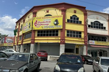 Pusat Perdagangan Seri Kembangan