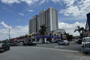 Pusat Perdagangan Seri Kembangan