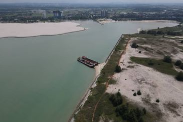 9.71 Acres Klebang Commercial Land, Klebang Beach 