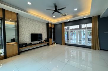 Jalan Shahbandar 26/6