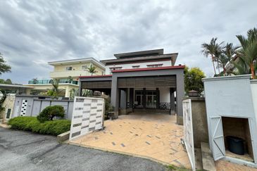 Jalan Shahbandar 26/6