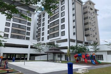 Vista Sri Tanjung Condominium