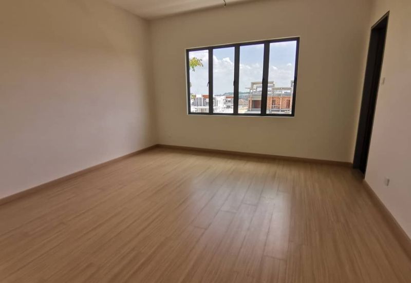 20min Putrajaya 10min Bangi New SEMI D 38x85 Senang Akses