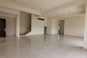 20min Putrajaya 10min Bangi New SEMI D 38x85 Senang Akses