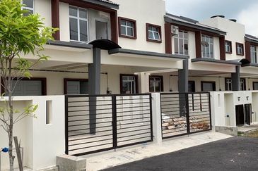 Bandar Baru Salak Tinggi