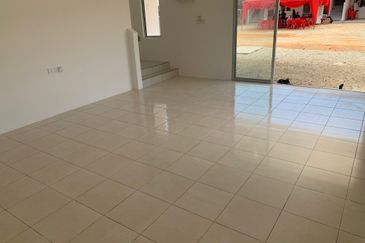 0 Downpayment 2 Storey Terrace Mantin 5min Mantin Town 15min Pajam Toll