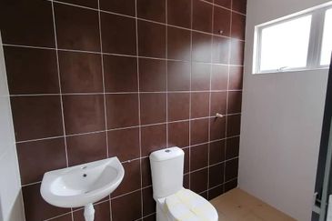 NEW FREEHOLD PARTIAL FURNISHED Terrace 15min Cyberjaya, Putrajaya, Bangi UKM