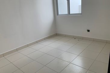 NEW FREEHOLD PARTIAL FURNISHED Terrace 15min Cyberjaya, Putrajaya, Bangi UKM