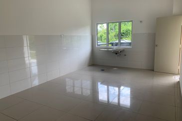 20min Putrajaya 10min Bangi New SEMI D 38x85 Senang Akses