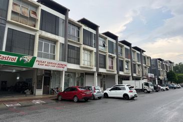 Kawasan Perniagaan Kiara