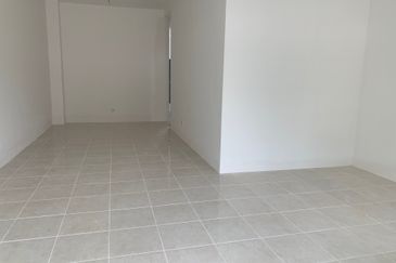 FREEHOLD 0 DOWNPAYMENT New 1 Storey TERRACE FULL LOAN 5min Mantin Town 