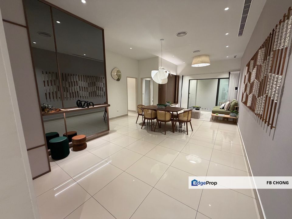 FREEHOLD PARTIAL FURNISH 1000sqf Condo Walking Distance KTM Kajang, Selangor, Bangi