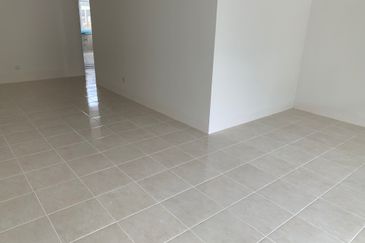 FREEHOLD 0 DOWNPAYMENT New 1 Storey TERRACE FULL LOAN 5min Mantin Town 