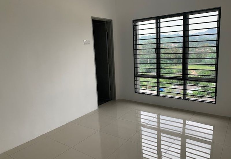 Vista Sri Tanjung Condominium