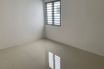 Vista Sri Tanjung Condominium