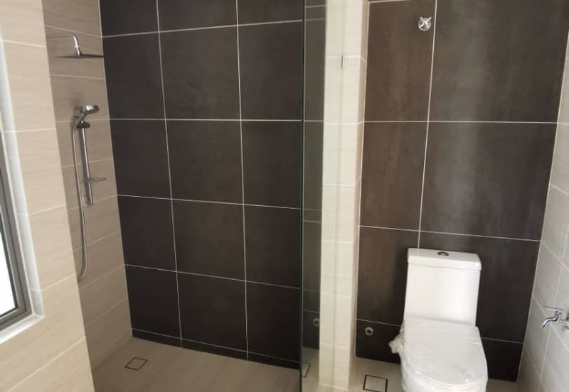 HILL TOP NEW SEMI D 2 Storey 0 DOWNPAYMENT Sungai Long Cheras SPCAIOUS LAYOUT 20min KL 